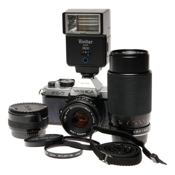 Yashica FX-7 35mm SLR Camera with Zoom Lens Yashica FX-7 35mm SLR Camera with Zoom Lens