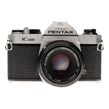 Pentax K1000 35mm SLR Camera with 50mm Lens filters