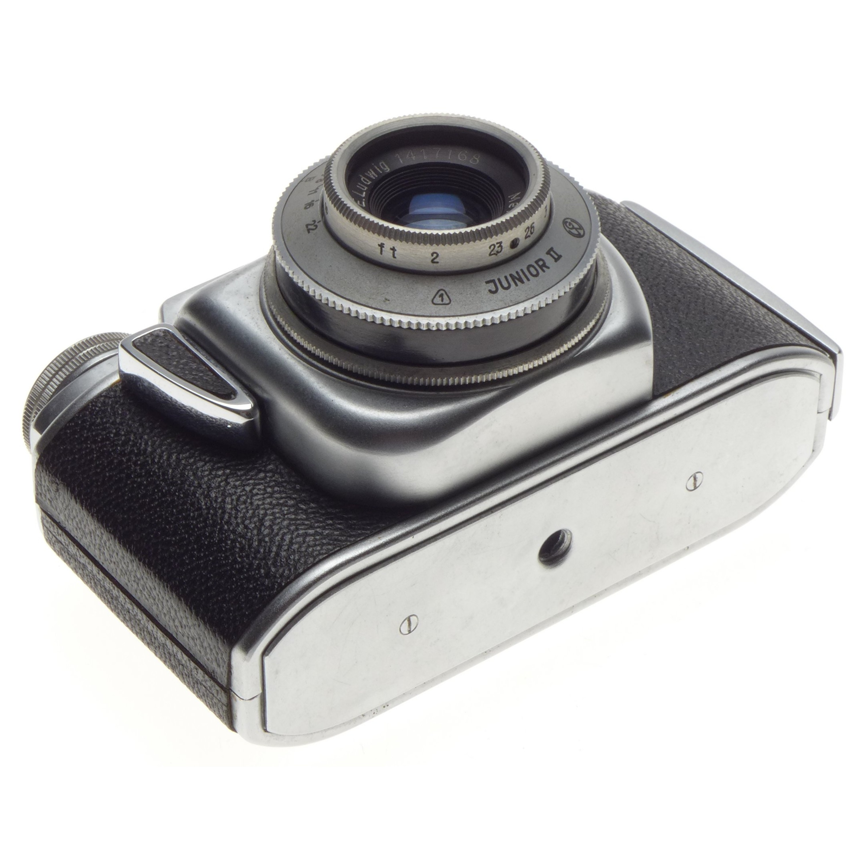 Beirette Junior II camera E. Ludwig Meritar 2.9 f=45mm lens