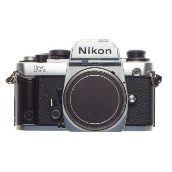 Nikon FA Chrome Classic SLR film camera 35mm body strap cap grip