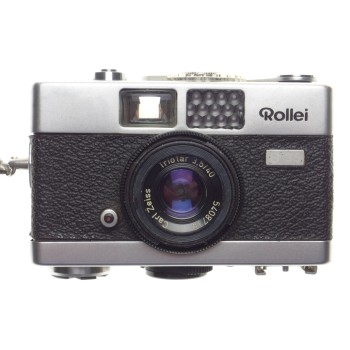 Rollei compact camera Triotar 3.5/40mm Zeiss Lens vintage film