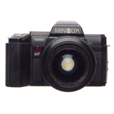 Minolta 7000 AF vintage 35mm film camera Zoom 35-70mm lens