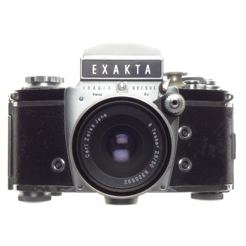 EXAKTA Vintage film SLR camera Tessar 2.8/50 Zeiss lens