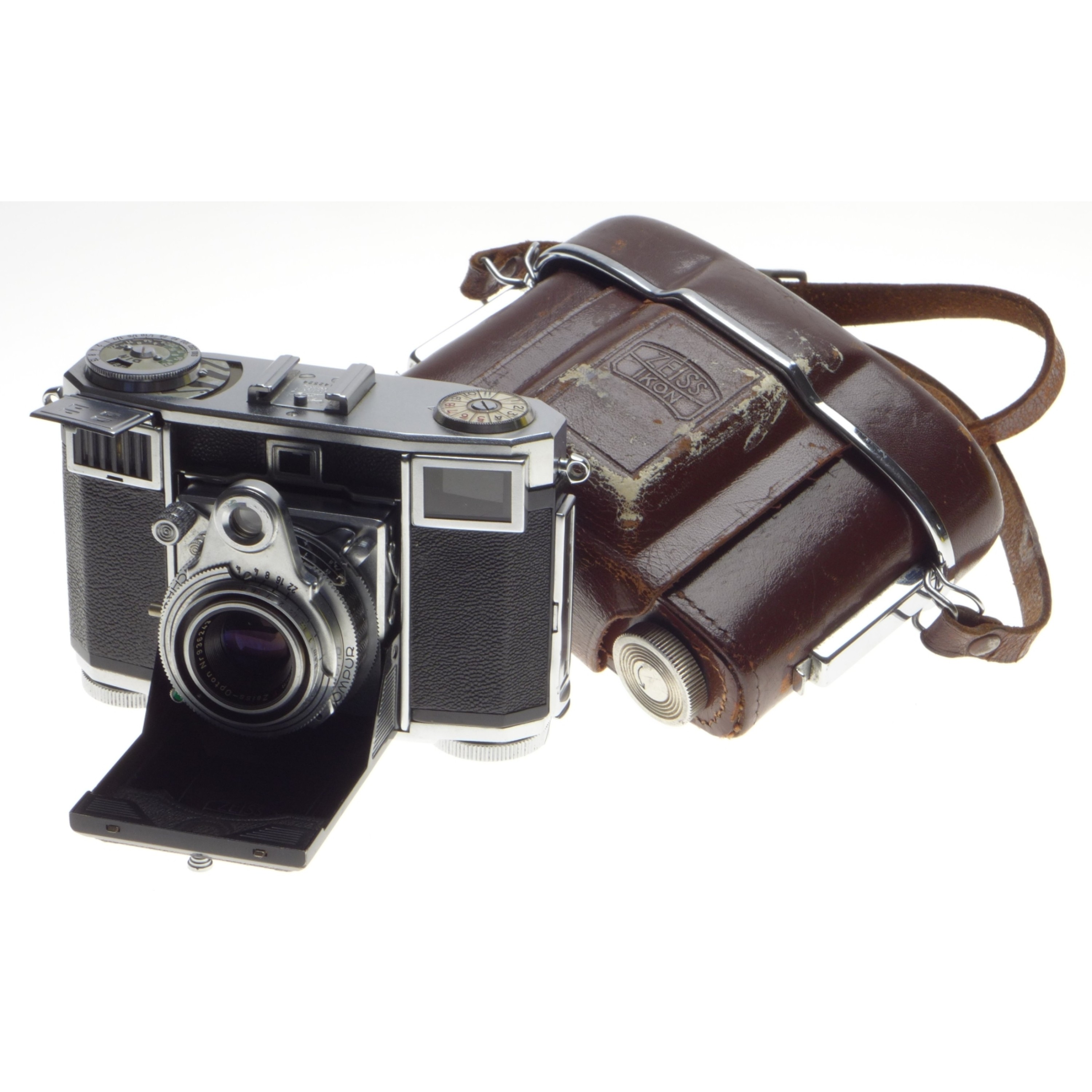 Zeiss ikon Contessa Zeiss-Opton Tessar 1:2.8 f=45mm T Coated lens