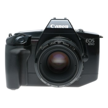 Canon EOS 650 35mm Film SLR Camera EF 1:1.8 50mm