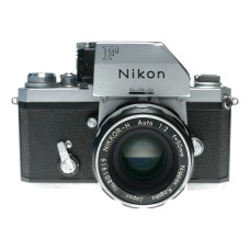 Nikon F Photomic 35mm Film SLR Camera Nikkor H Auto 1:2/50 Sold as is