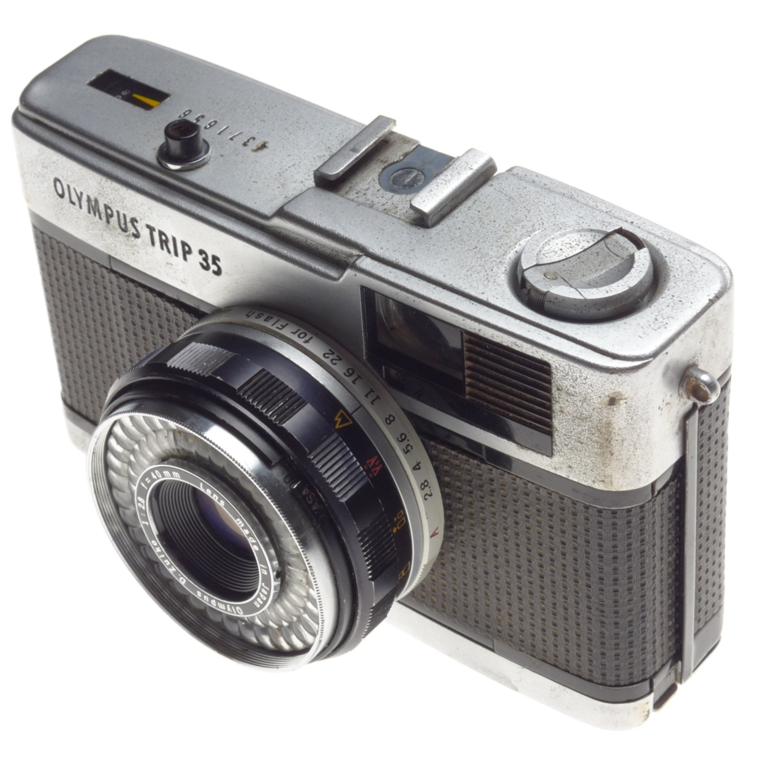 OLYMPUS trip 35 vintage point and shoot 35mm film camera Zuiko 2.8