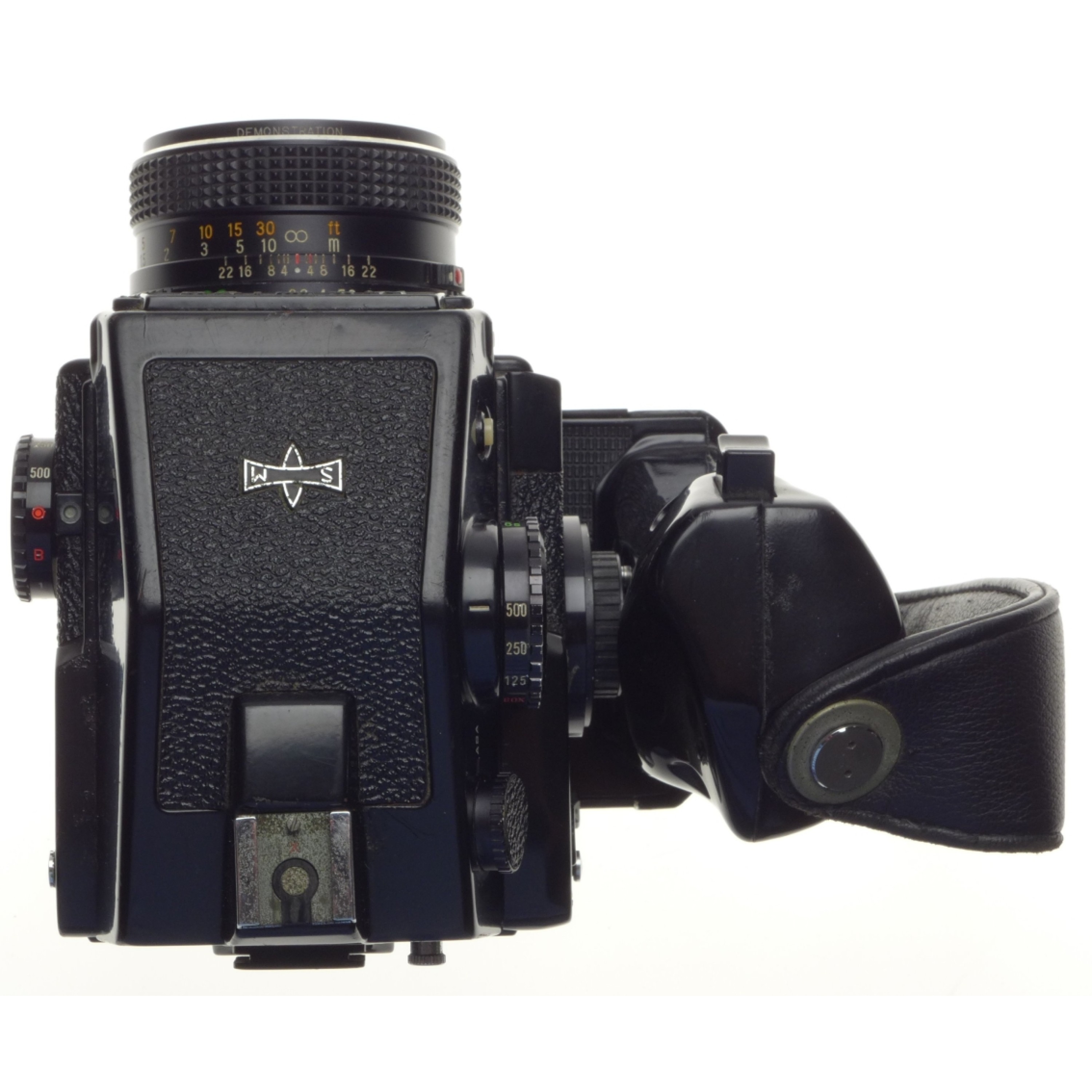 MAMIYA 645 J Medium format film camera SEKOR 2.8 f=80mm lens