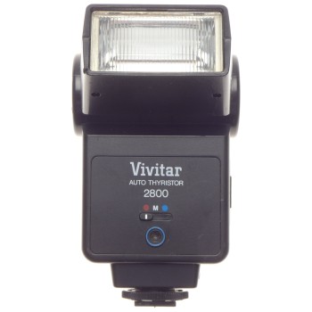 VIVITAR Auto thyristor 2800 vintage film camera flash fits in hot shoe