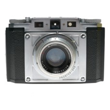 Braun Gloria Paxanar Bayreuth 1:2.9/75mm 120 film camera