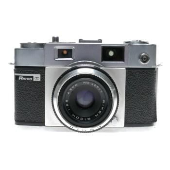 Ricoh 300 vintage film camera Riken Optical 2.8/4.5cm lens