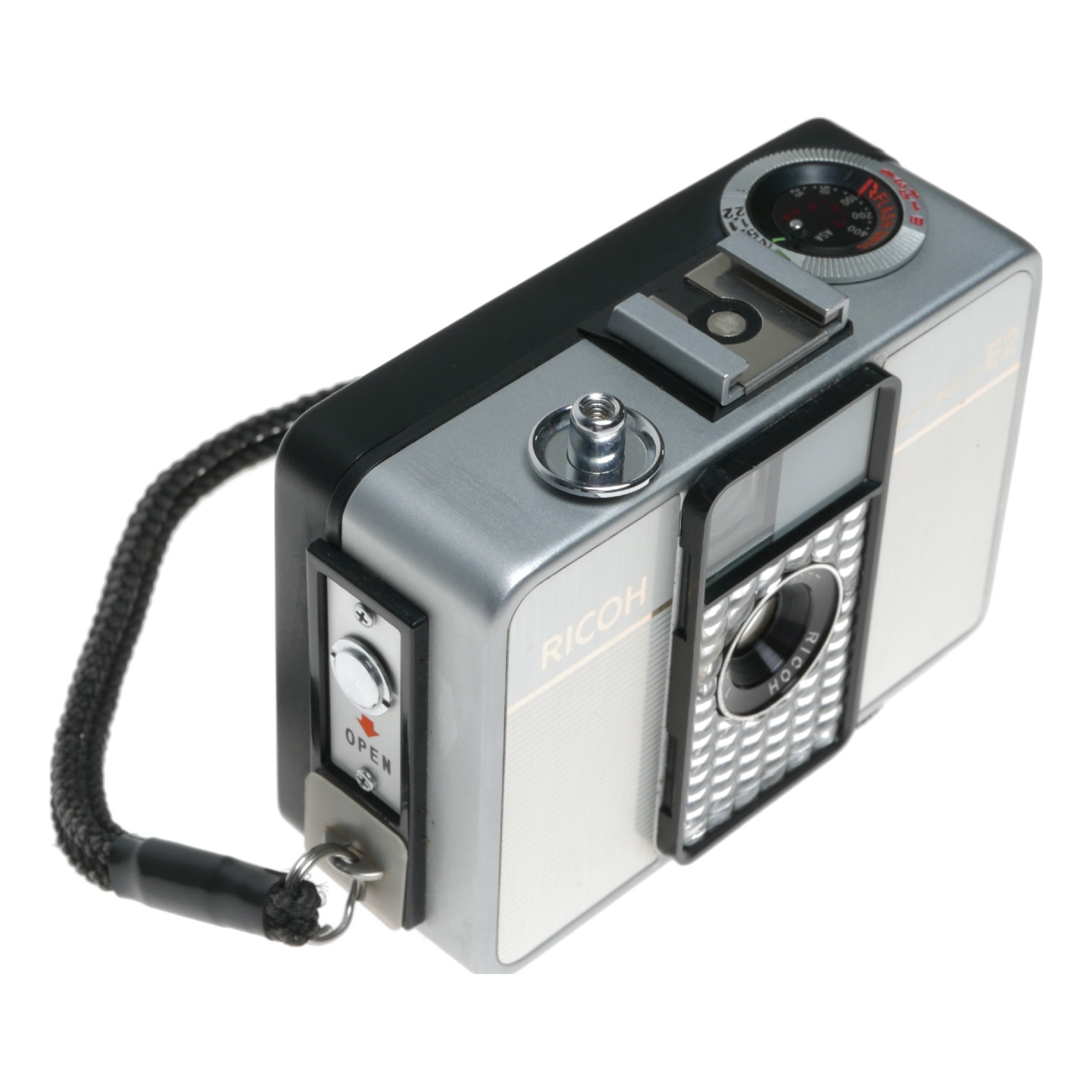 Ricoh Auto E2 Half frame vintage film camera 2.8/25mm lens Ricoh Auto E2 Half frame vintage film camera 2.8/25mm lens