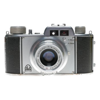 AKA Akarette Xenar 1:3.5/50mm Antique film camera