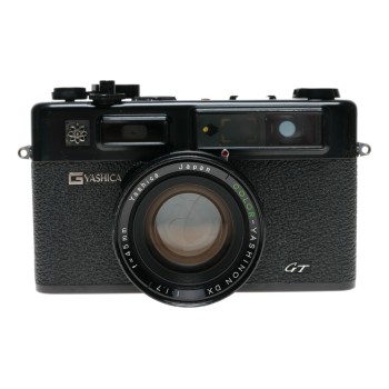 Yashica GT Electro 35 Black vintage film camera Color Yashinon DX