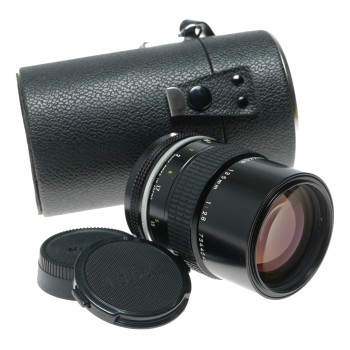 Nikon Ai Nikkor 1:2.8 135mm telephoto MF camera lens caps keeper