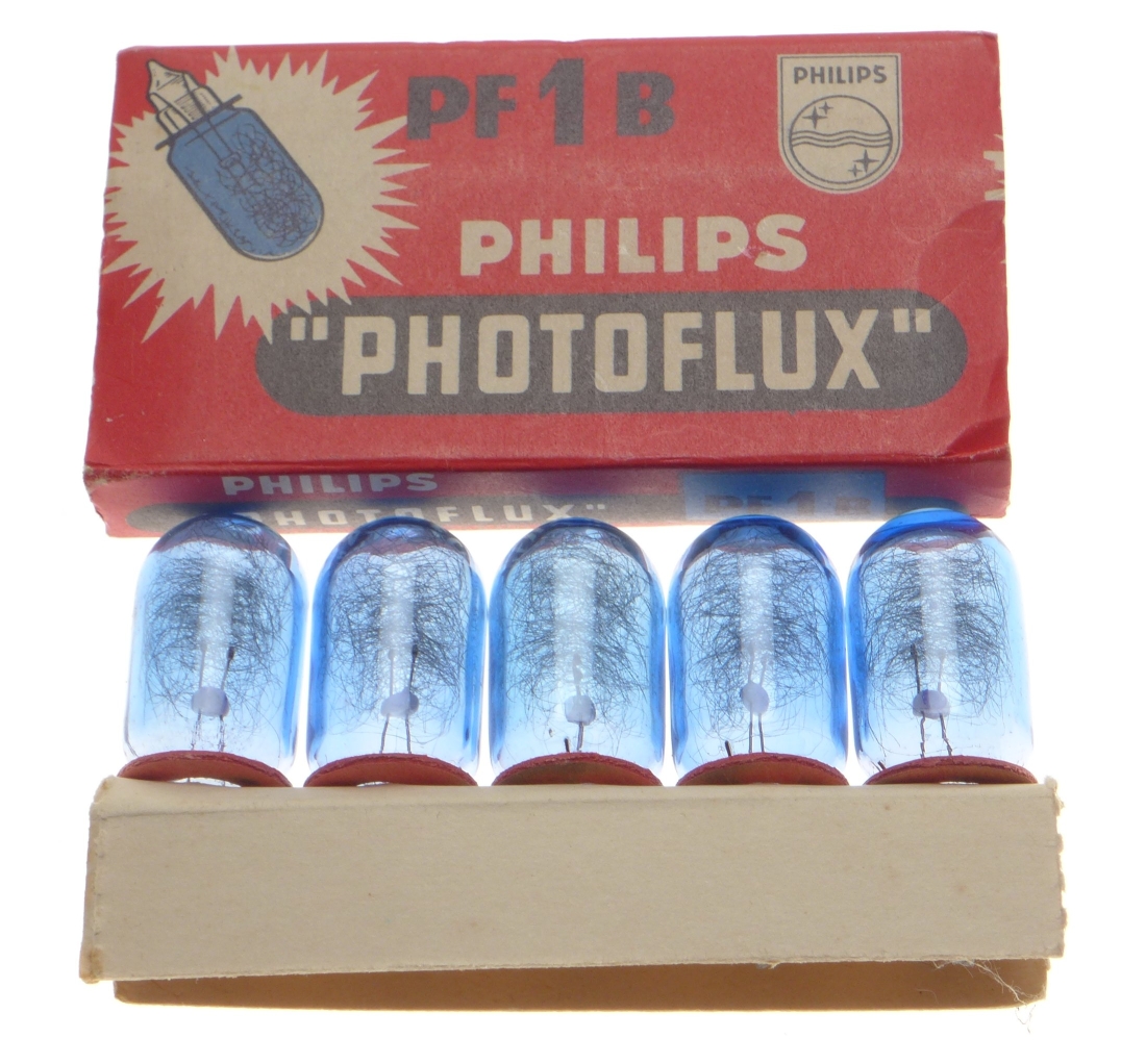 35mm Point & Shoot Philips Photoflux PF1B Classic 35mm SLR Camera