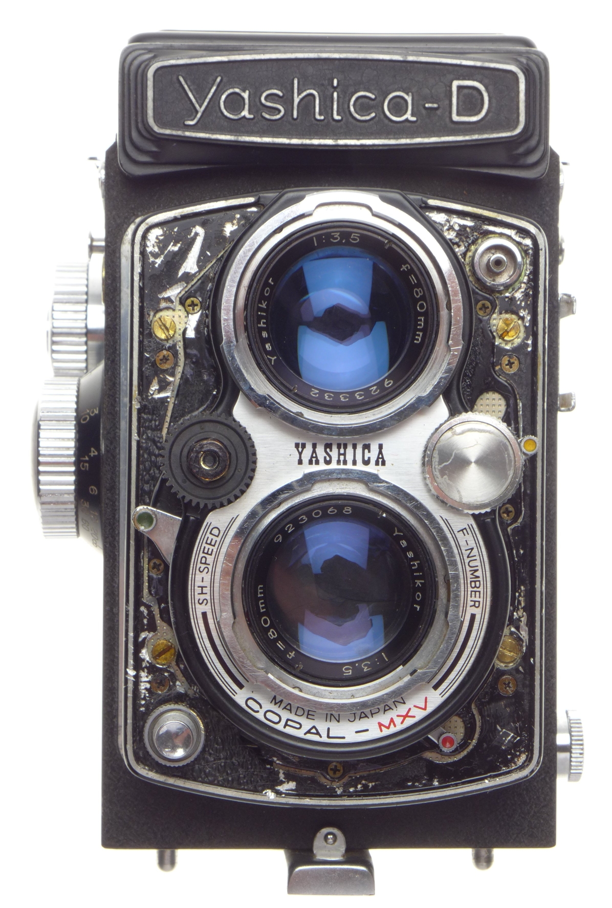 35mm Point & Shoot Yashica D medium format camera TLR Yashicor 3.5 f